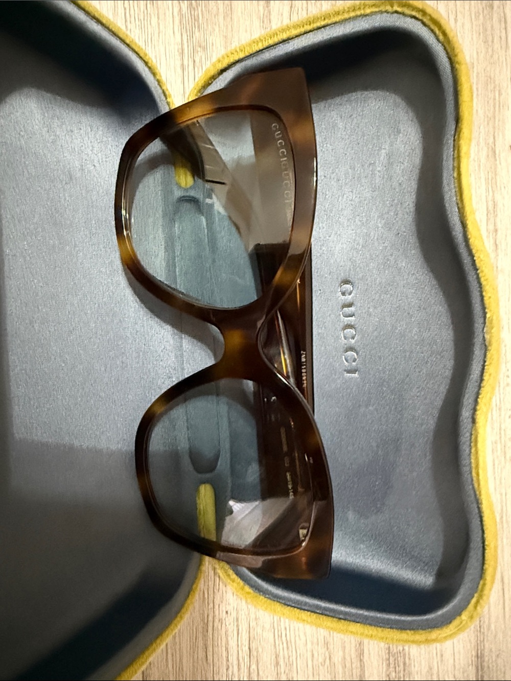 Gucci Women's Tortoiseshell Sunglasses - Brown/Amber Frame